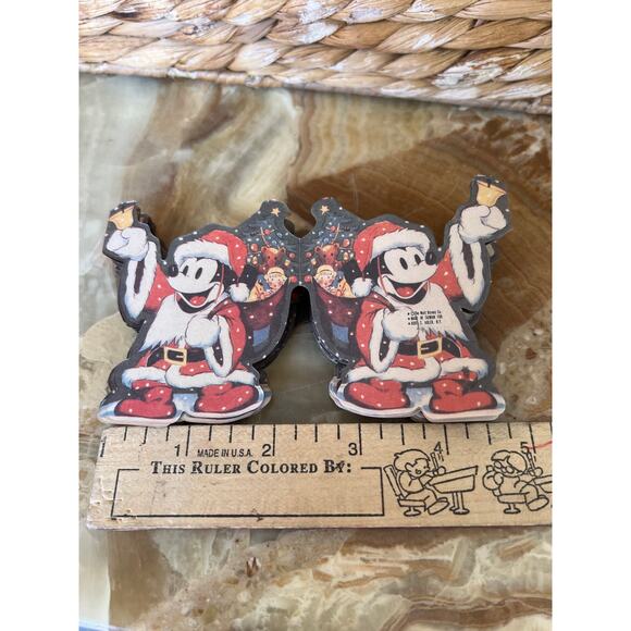 Christmas Mickey Mouse Ringing a Bell Paper Garland - Picture 6 of 7